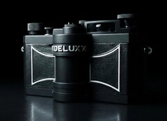 WideluxX F10 ha un design insolito con un obiettivo che si muove.