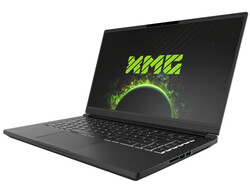 Lo Schenker XMG Fusion 15 (Mid 22), fornito da Schenker.