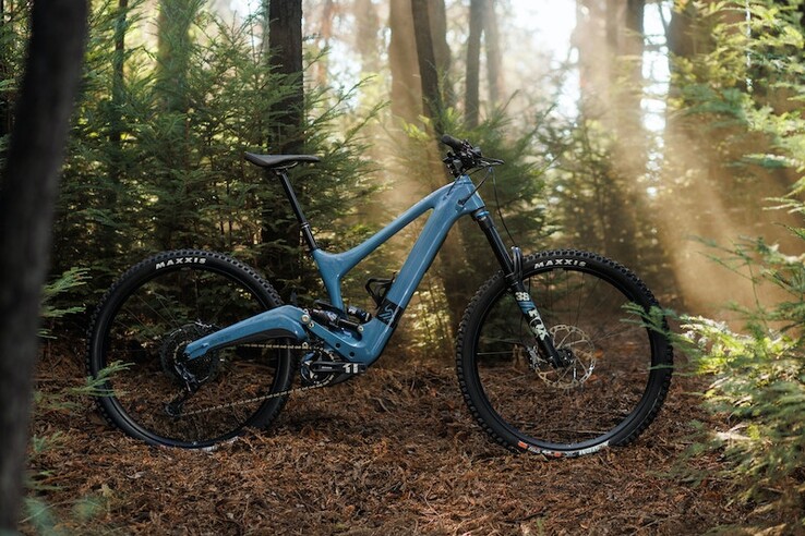 La e-mountain bike Ibis Oso in Storm Blue. (Fonte: Ibis)