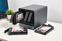 Minisforum N5 Pro con AMD Ryzen AI 9 HX PRO 370 (Fonte: Notebookcheck)