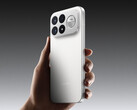 Il Redmi K100 Pro Max sarà disponibile anche nella variante di colore «Golden White» (nella foto)