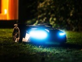 Si sostiene che i tosaerba robotizzati rappresentino una minaccia per la sicurezza nazionale degli Stati Uniti.