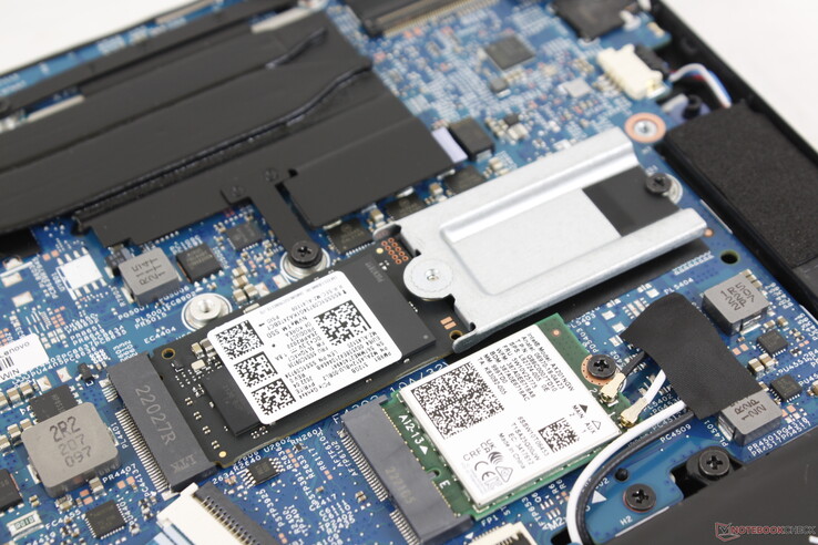 Il sistema può supportare una sola unità SSD M.2 di lunghezza massima di 80 mm. Sono supportate le unità PCIe4