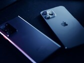 Quasi uno smartphone venduto su due è di Apple o Samsung.