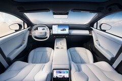 Xpeng XOS 5.9.5: l’aggiornamento OTA migliora la compatibilità con i Supercharger Tesla V3 e V4