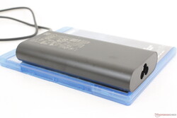 adattatore CA USB-C da 165 W
