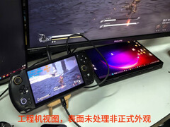 Il GPD Win 5 in uno dei due colori di lancio apparenti, accanto a un GPD Duo. (Fonte: GPD via Cary Golomb)