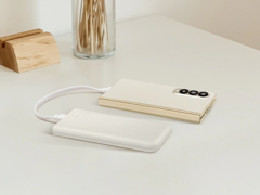 Il power bank Samsung EB-P3910 ha un design simile a un modello precedente (nella foto). (Fonte: Samsung)
