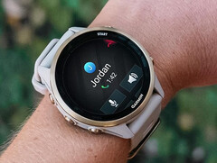 Il Forerunner 570 manca di alcune funzioni che Garmin offre sul Forerunner 970, quest&#039;ultimo raffigurato. (Fonte: Garmin)