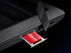 Il Mini SSD parte da circa 56 dollari in Cina. Nella foto: un&#039;immagine promozionale della soluzione di archiviazione. (Fonte: Biwin)