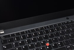 ThinkPad T14s G2: altoparlanti sopra la tastiera