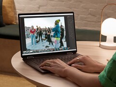 HP Spectre x360 16 integrerà una webcam &quot;intelligente&quot; da 5 MP che può seguirti nella stanza (Fonte: HP)