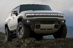 Sia il SUV elettrico che il modello di camion dell&#039;Hummer EV sono molto richiesti sul mercato americano (Immagine: GMC)