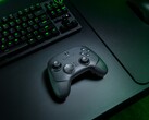 Il controller wireless per PC Razer Wolverine V3 Pro 8K mostrato sul desktop (Fonte: Razer PR)