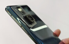 Oppo ha costruito la sua fotocamera a scomparsa intorno al Sony IMX766. (Fonte: Weibo)