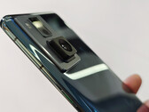 Oppo ha costruito la sua fotocamera a scomparsa intorno al Sony IMX766. (Fonte: Weibo)