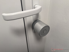 Fissare il coperchio