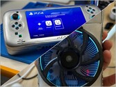 PS4 Portable V2 con ventola GTX 750 sul retro.