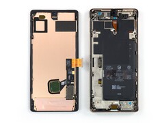 Google ha iniziato a rilasciare manuali di riparazione gratuiti per la serie Pixel 7. (Fonte: iFixit)