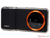 Si prevede che Xiaomi si concentri nuovamente sulle funzionalità della fotocamera con il suo prossimo flagship a marchio 'Ultra', nella foto del modello attuale. (Fonte: Notebookcheck)