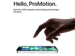 Il display ProMotion a 120Hz nell&#039;iPhone 13 Pro e iPhone 13 Pro Max non sarà presumibilmente disponibile in tutti gli iPhone 14 (Immagine: Apple)