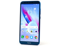 Recensione: l'Honor 9 Lite. Fornito da Honor Germany.