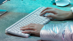 Logitech MX Keys S sarà disponibile in due varianti di colore. (Fonte: Roland Quandt & WinFuture)