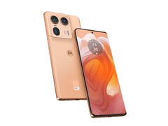 Il Motorola Edge 50 Ultra (nella foto) potrebbe non avere un successore fino al prossimo anno. (Fonte: Motorola)