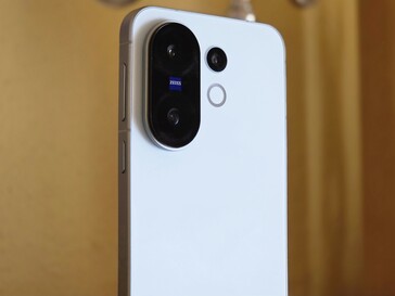 Vivo X200 FE recensito (Fonte: Marcus Herbrich)