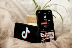 App TikTok (Fonte immagine: Collabstr, Unsplash)