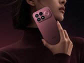 Il K100 Pro è disponibile a partire da 548 dollari. Nella foto: la versione rossa del telefono.