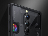 Il RedMagic 8S Pro con finitura trasparente e ventola RGB opzionale. (Fonte: Nubia)