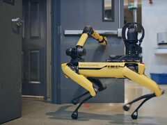 Aprire porte e sollevare oggetti: Il braccio di Spot lo rende possibile. (Immagine: youtube/Boston Dynamics)