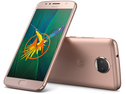 Recensione del Motorola Moto G5s Plus. Modello di test fornito da Lenovo Deutschland.