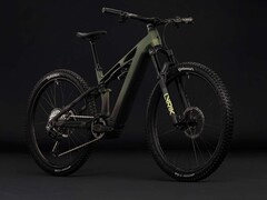 La Stereo Hybrid ONE44 HPC TM 800 è una nuova e potente e-bike