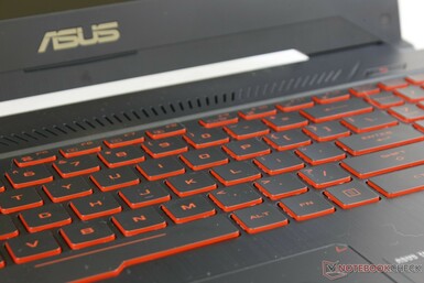 Corsa adeguata dei tasti con feedback leggermente più morbido rispetto ai tasti SteelSeries su molti computer portatili MSI