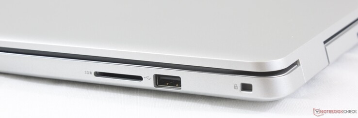 A destra: lettore schede SD, USB 2.0