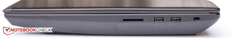 Lato Destro: slot SD card, 2x USB 3.0 Type-A, Kensington lock