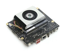 Il LattePanda Mu Ultra è un nuovo computer a scheda singola, disponibile qui come kit per sviluppatori