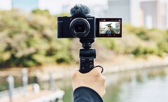 La ZV-1 II di Sony aggiorna la videocamera per vlogging ZV-1 con un obiettivo più ampio per facilitare l'inquadratura in modalità selfie. (Fonte: Sony)