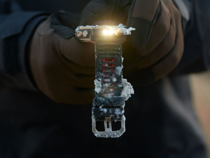 Lo smartwatch Amazfit T-Rex Ultra 2