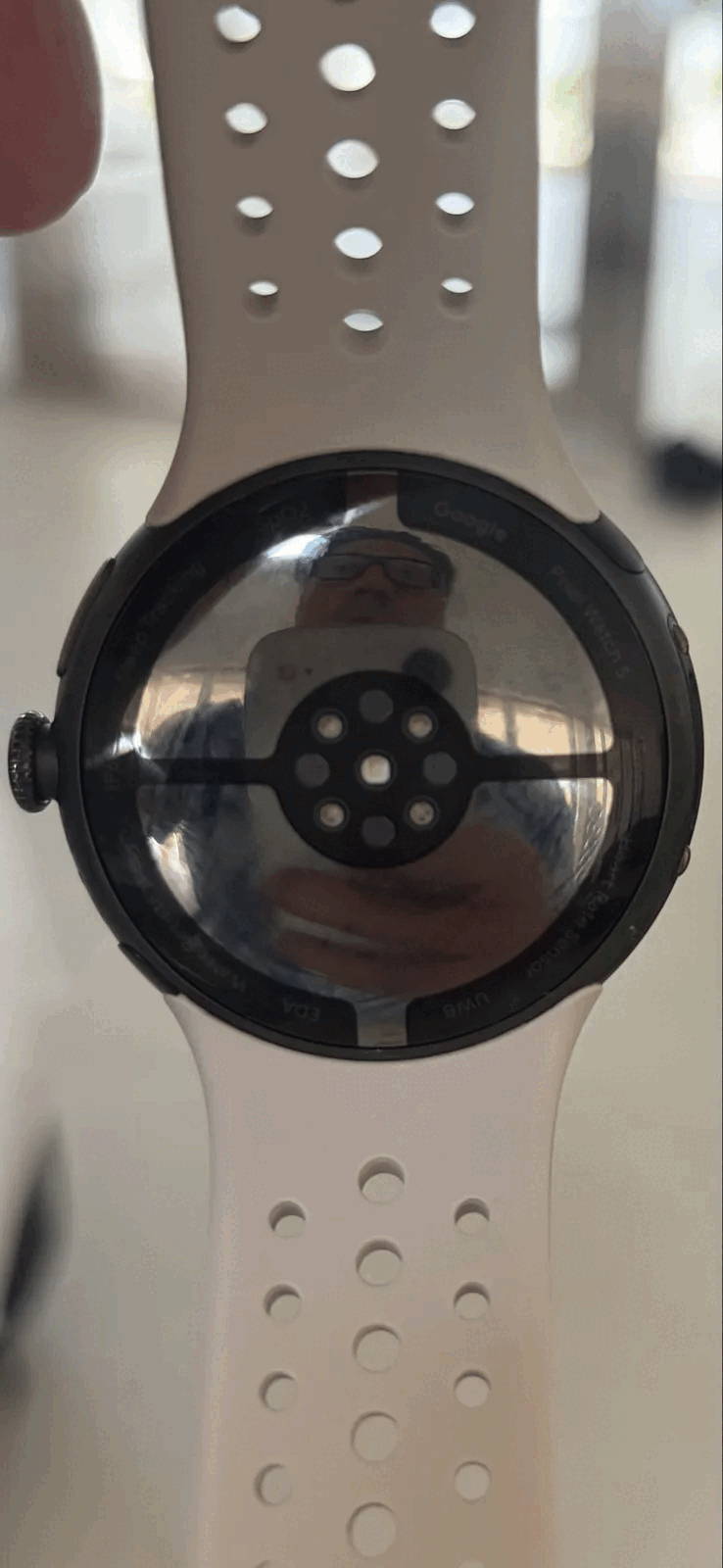 Immagine trapelata di Google Pixel Watch 5.