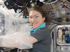 Artemis II batte il record del più lungo viaggio dell'uomo nello spazio