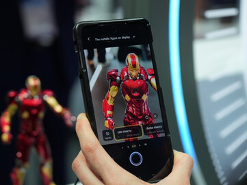 Un possibile sguardo ufficiale al Vivo X300 Max.