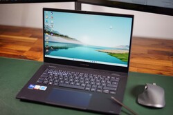 Recensione di ExpertBook B5 Flip B5402F. Campione di prova fornito da Asus