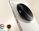 DxOMark ha elogiato le prestazioni complessive della fotocamera del Find X8 Ultra. Nella foto: il telefono. (Fonte immagine: Oppo - modificata)