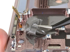 Samsung ha usato per l&#039;ultima volta le camere di vapore nel Galaxy Note 20 Ultra. (Fonte: iFixit)