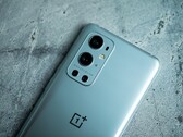 Il OnePlus 9 Pro è limitato allo zoom ottico 3,3x. (Fonte: CNET)