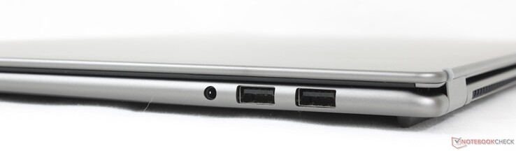 A destra: cuffie da 3,5 mm, 2x USB-A 3.2 Gen. 1