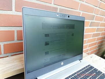 HP ProBook 445 G7 - all'aperto